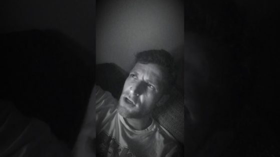 RADNÓTI MIKLÓS: TRISZTÁNNAL ÜLTEM